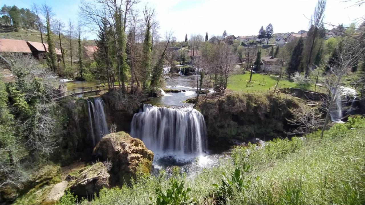 شقة House Narta - Rastoke سلوني المظهر الخارجي الصورة